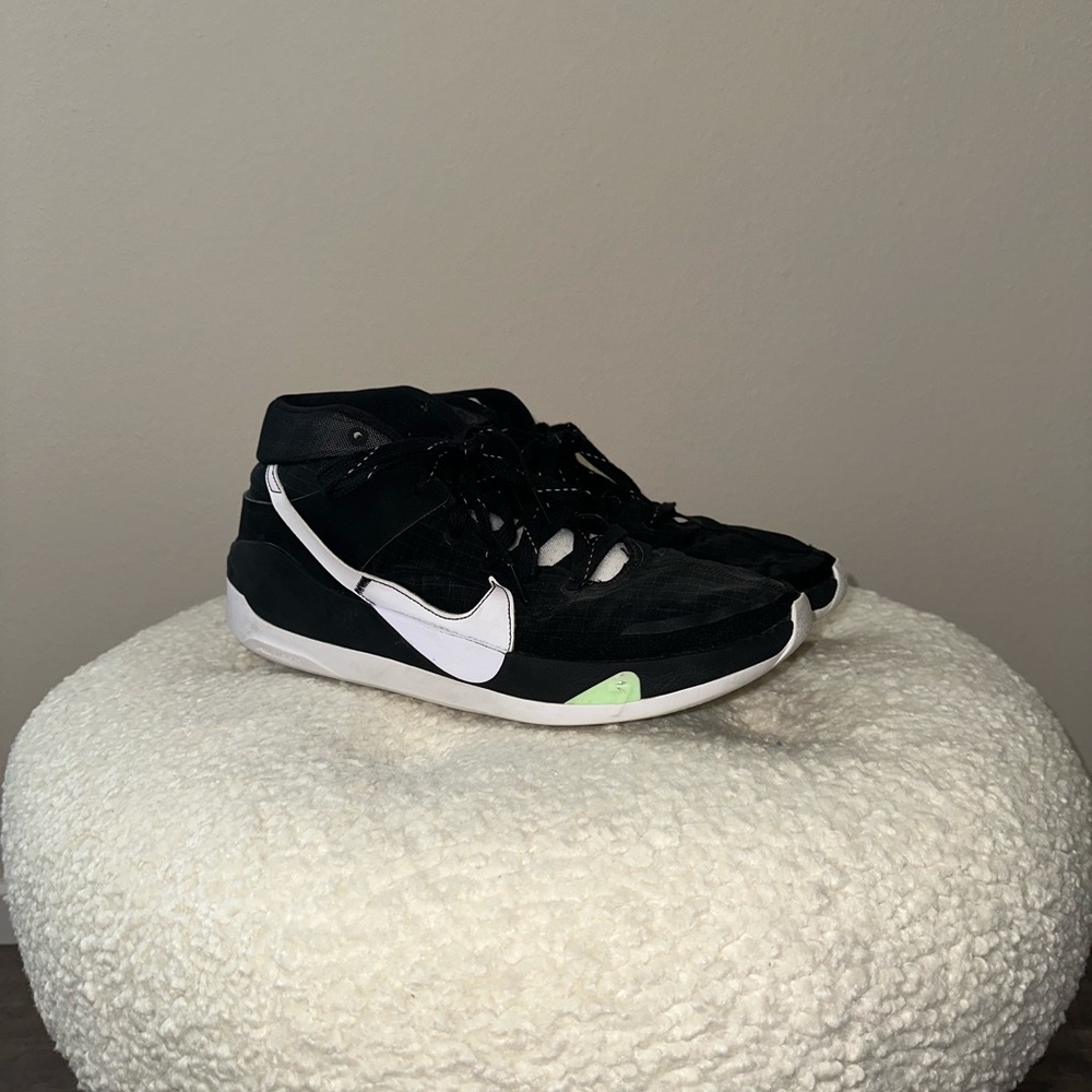 Used Nike KD 13 Men’s Basketball Shoes